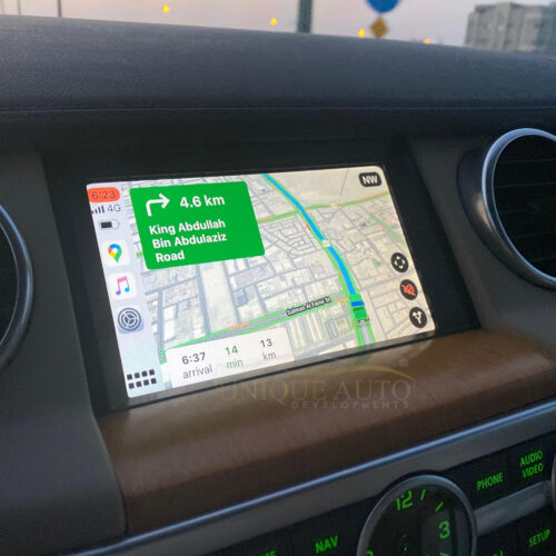 Wireless Apple CarPlay and Android Auto Interface for Land Rover Range